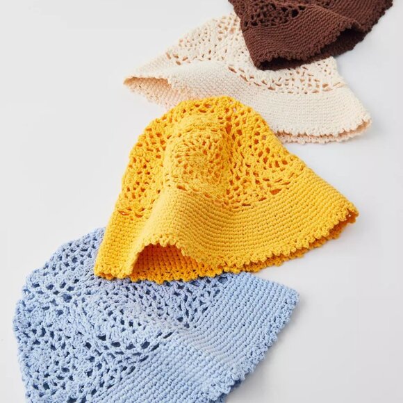 NWT Urban Outfitters Lia Hand Crochet Yellow Bucket Hat - Picture 4 of 5